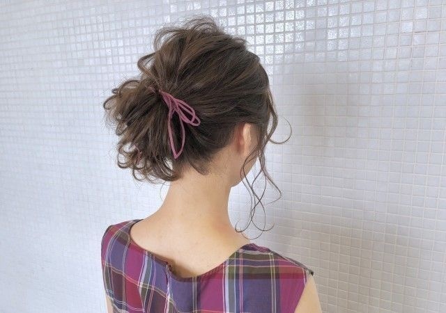 美容師さん教えて カンタンにヘアゴムを隠すにはどうしたらいい 18年11月03日 Biglobe Beauty