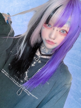 【派手髪】左右ツートンカラー白＆紫【心斎橋】エクステロング