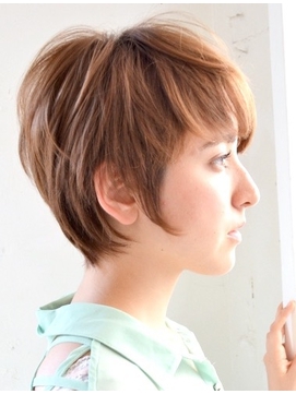 心に強く訴える モデル 黒田 知永子 髪型 ヘアスタイルギャラリー