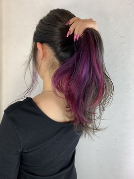 2020年夏 インナーカラー バイオレットピンク パープルのヘアスタイル