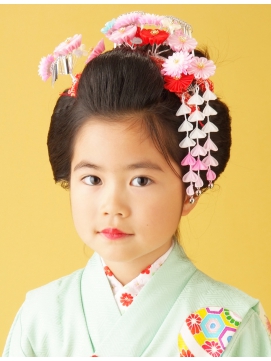 2020年夏 七五三ヘア お子様 7歳 日本髪風5500円のヘアスタイル