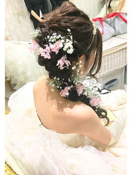新鮮なミディアム ウェディング 花嫁 髪型 最高の花の画像