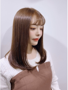 年秋 小倉由菜さん 韓国風カット シースルーぱっつんバングのヘアスタイル Biglobe Beauty